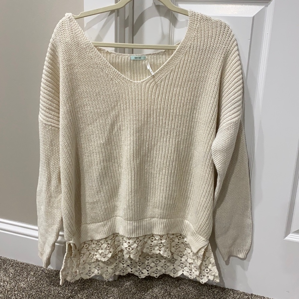 White/cream oversized sweater